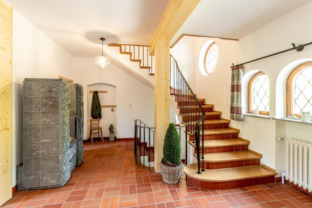 Landhaus Karbach Komplett Oder Einzelne Wohneinheiten Villa Inkl Sauna Bzw Waldhaeuschen Hirten Exterior foto