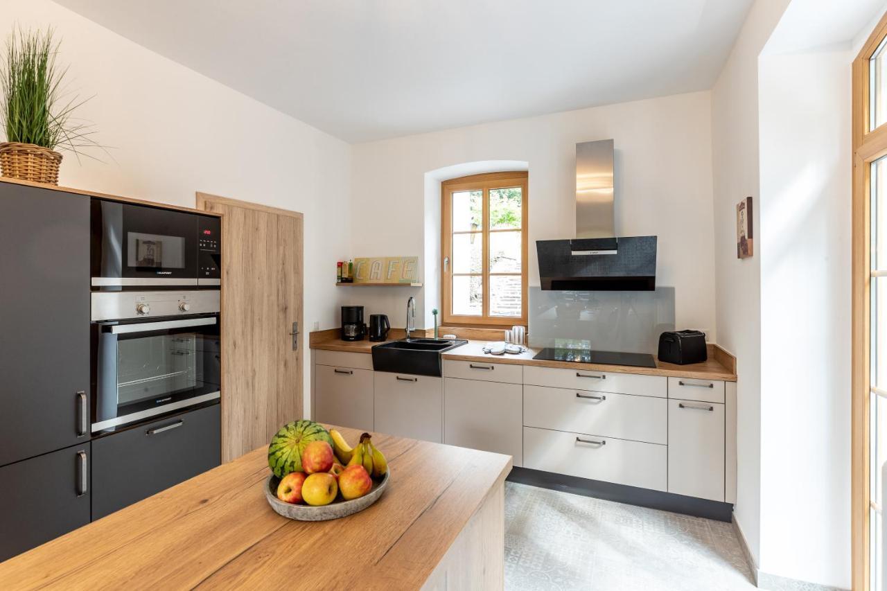 Landhaus Karbach Komplett Oder Einzelne Wohneinheiten Villa Inkl Sauna Bzw Waldhaeuschen Hirten Exterior foto